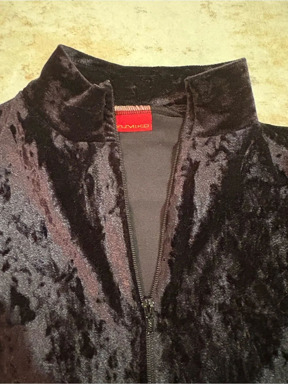 Yumiko Black Velvet-Top Short Sleeve Leotard - Picture 2 of 4